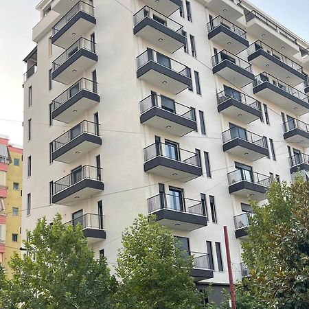 Modern Apartment In Central Vlorë 외부 사진